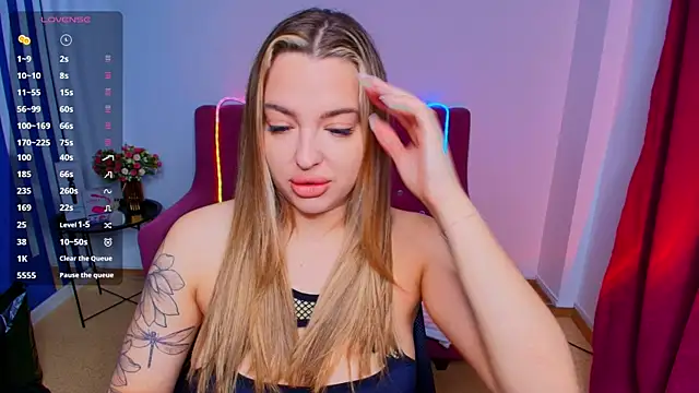 Emma  Ross online show from 12, 4, 2026