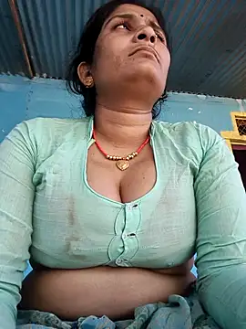 Snapshot of Hot-piuy chatting on 24, 9, 2025 Hot-piuy online show from 24, 9, 2025