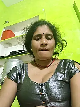 Snapshot of Hot-piuy chatting on 30, 10, 2025 Hot-piuy online show from 30, 10, 2025