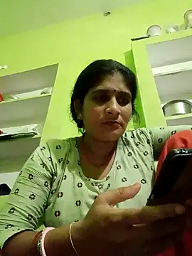 Snapshot of Hot-piuy chatting on 16, 9, 2025 Hot-piuy online show from 16, 9, 2025