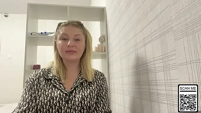 Blondie xoxoxo online show from 28, 2, 2026