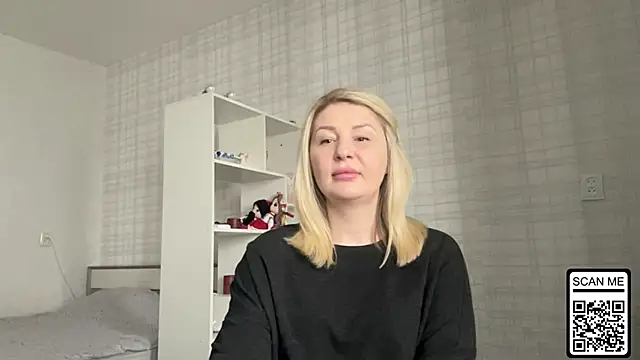 Blondie xoxoxo online show from 9, 2, 2026