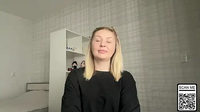 Blondie xoxoxo online show from 11, 2, 2026