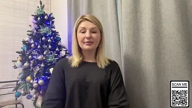 Blondie xoxoxo online show from 19, 12, 2025