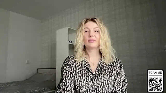 Blondie xoxoxo online show from 21, 3, 2026