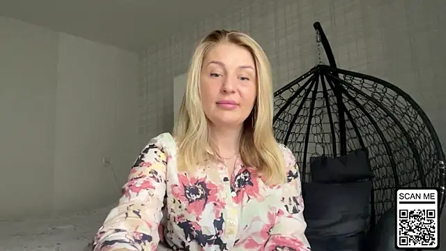 Blondie xoxoxo online show from 20, 4, 2026