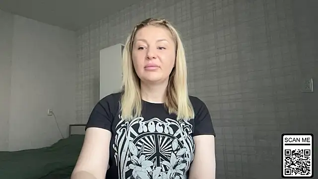 Blondie xoxoxo online show from 12, 3, 2026