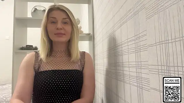 Blondie xoxoxo online show from 21, 11, 2025