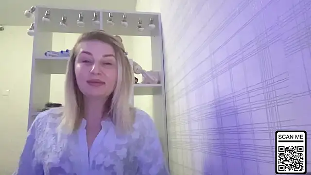 Blondie xoxoxo online show from 7, 1, 2026