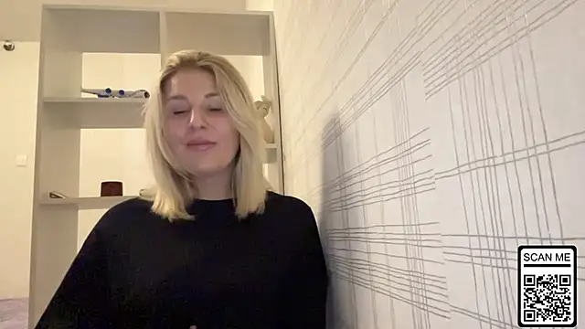 Blondie xoxoxo online show from 26, 10, 2025