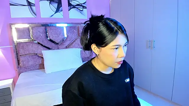 LICKY LOV online show from 7, 1, 2026