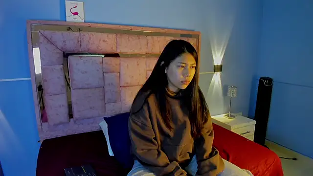 LICKY LOV online show from 4, 10, 2025