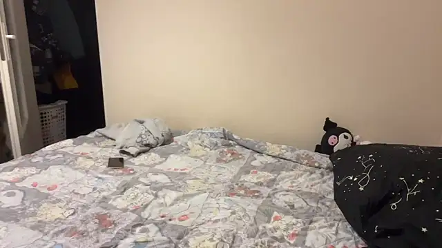 Kitty5348 online show from 8, 4, 2026