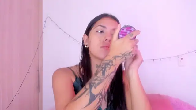 Abby roussee online show from 16, 11, 2025