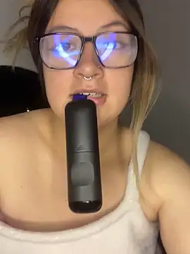 Blair Bunnyy online show from 12, 2, 2026