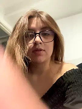 Snapshot of Blair_Bunnyy chatting on 13, 9, 2025 Blair Bunnyy online show from 13, 9, 2025