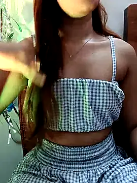 Snapshot of Cutie_Shruti chatting on 22, 9, 2025 Cutie Shruti online show from 22, 9, 2025