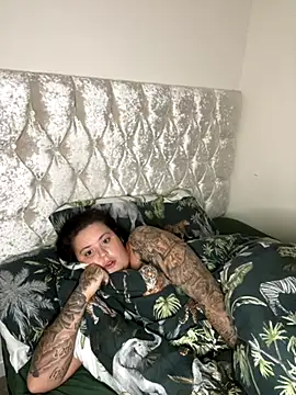 Charsworld online show from 18, 11, 2025