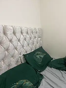 Charsworld online show from 10, 3, 2026