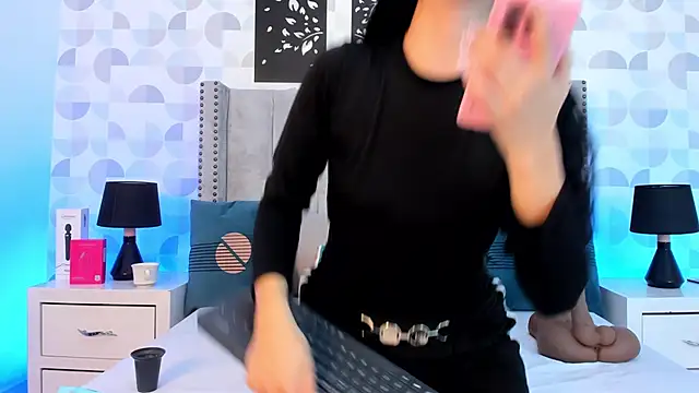 natasha moreno online show from 19, 2, 2026