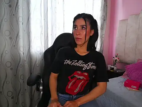 DarlingDuchess  online show from 19, 9, 2025