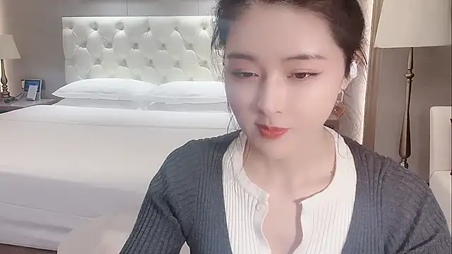 Ianxuan online show from 14, 11, 2025