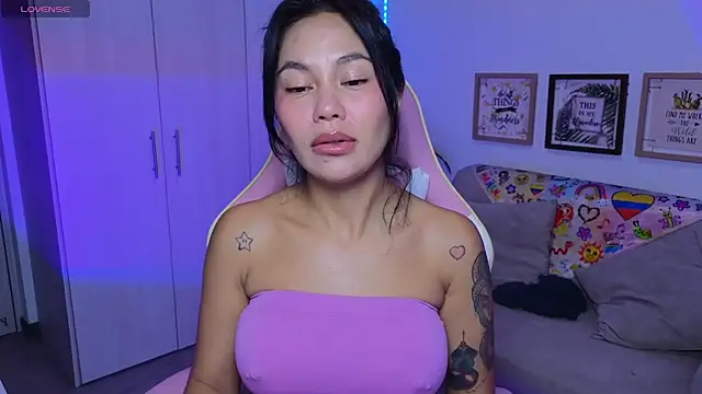 Valeria Red  online show from 22, 9, 2025