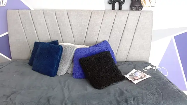 Snapshot of NatiHoran chatting on 29, 11, 2025 NatiHoran online show from 29, 11, 2025