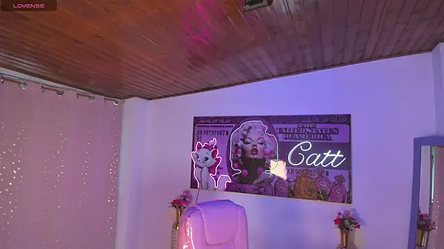 Snapshot of catt_monroe chatting on 11, 6, 2026 catt monroe online show from 11, 6, 2026