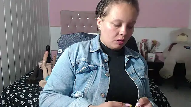 patty squirt  online show from 13, 3, 2025