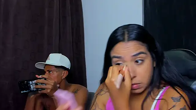 violet and myers online show from 5, 4, 2026