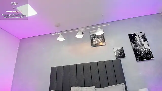 violet and myers online show from 31, 10, 2025