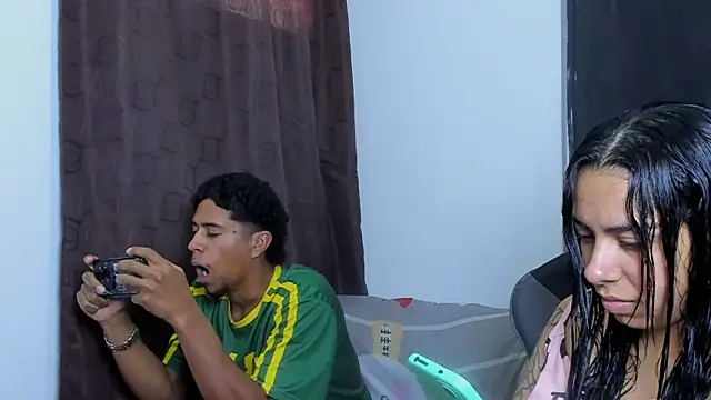 violet and myers online show from 19, 12, 2025