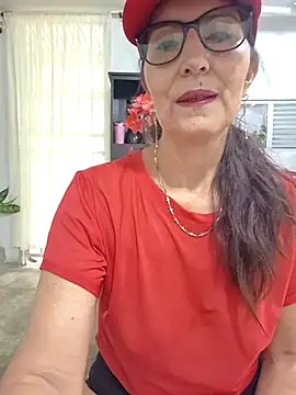 Snapshot of swity_foster chatting on 22, 5, 2026 swity foster online show from 22, 5, 2026