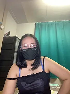 melyiaaa online show from 29, 4, 2026