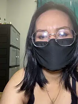 melyiaaa online show from 9, 5, 2026