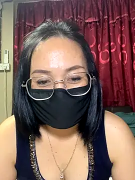 melyiaaa online show from 3, 12, 2025