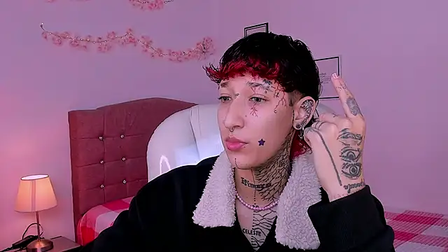 Luci Rose online show from 18, 2, 2026