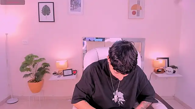 Luci Rose online show from 25, 9, 2025