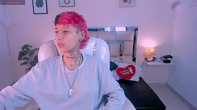 Luci Rose online show from 17, 9, 2025