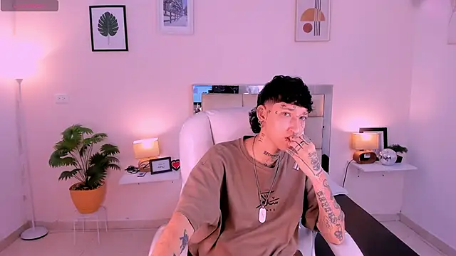 Luci Rose online show from 27, 9, 2025