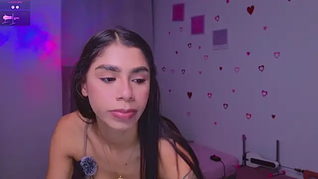 BrunetteAdams001 online show from 28, 2, 2026