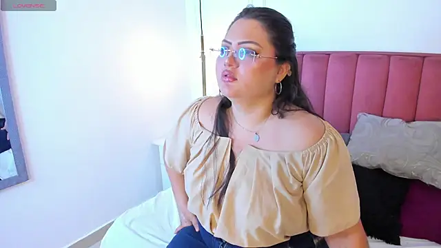 Tessa Sinclaire online show from 19, 9, 2025