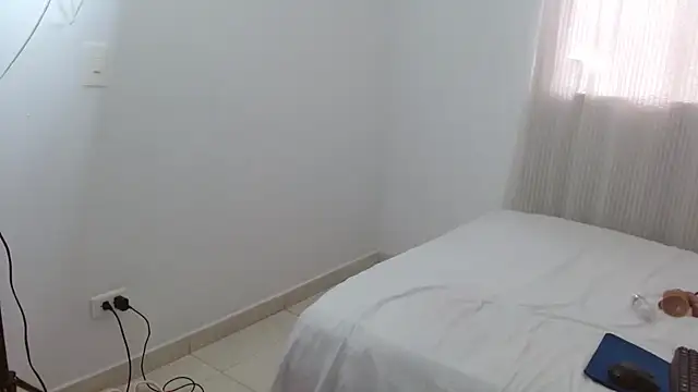 lolascarlett online show from 26, 3, 2026