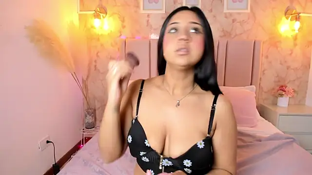 Isa lux online show from 3, 10, 2025