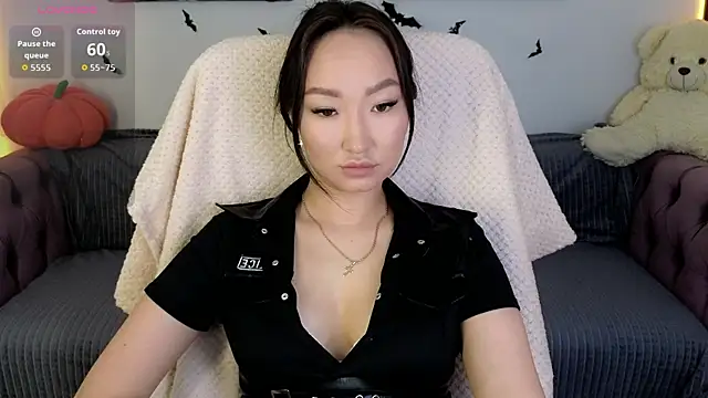 Mary Driden online show from 31, 10, 2025