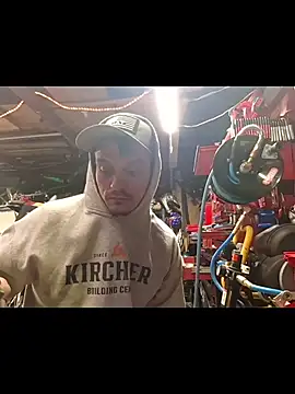 twistafatpipe online show from 10, 11, 2025