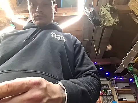 twistafatpipe online show from 27, 2, 2026