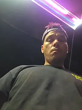 twistafatpipe online show from 15, 10, 2025