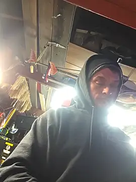 twistafatpipe online show from 5, 2, 2026